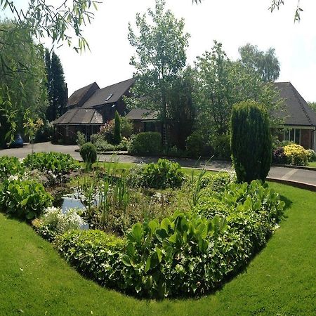 Brook Marston Farm Hotel Sutton Coldfield Extérieur photo