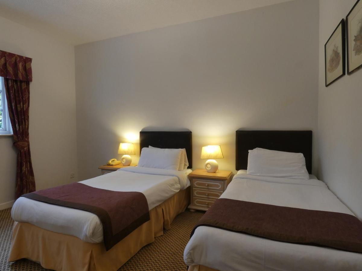 Brook Marston Farm Hotel Sutton Coldfield Extérieur photo