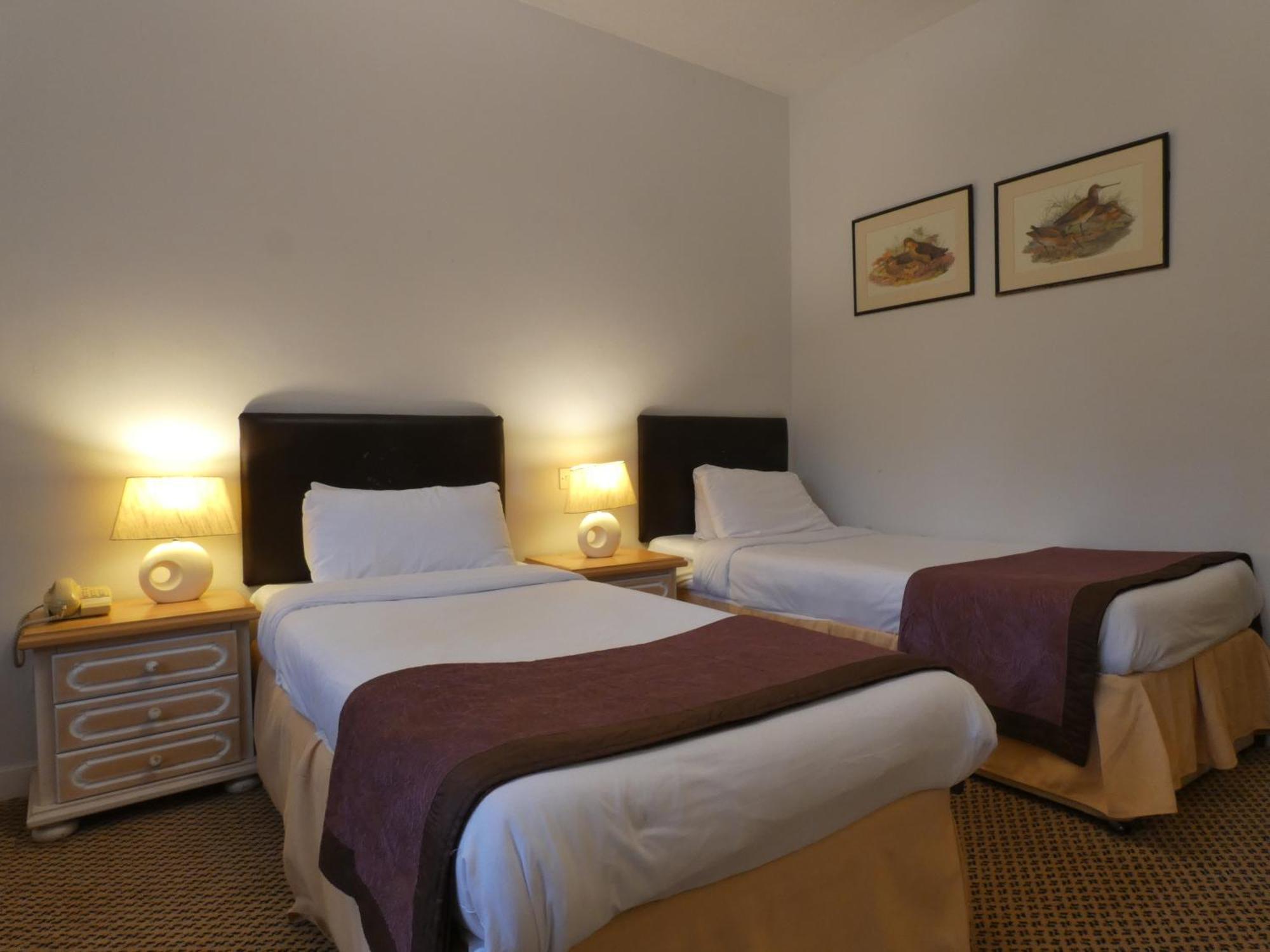 Brook Marston Farm Hotel Sutton Coldfield Extérieur photo