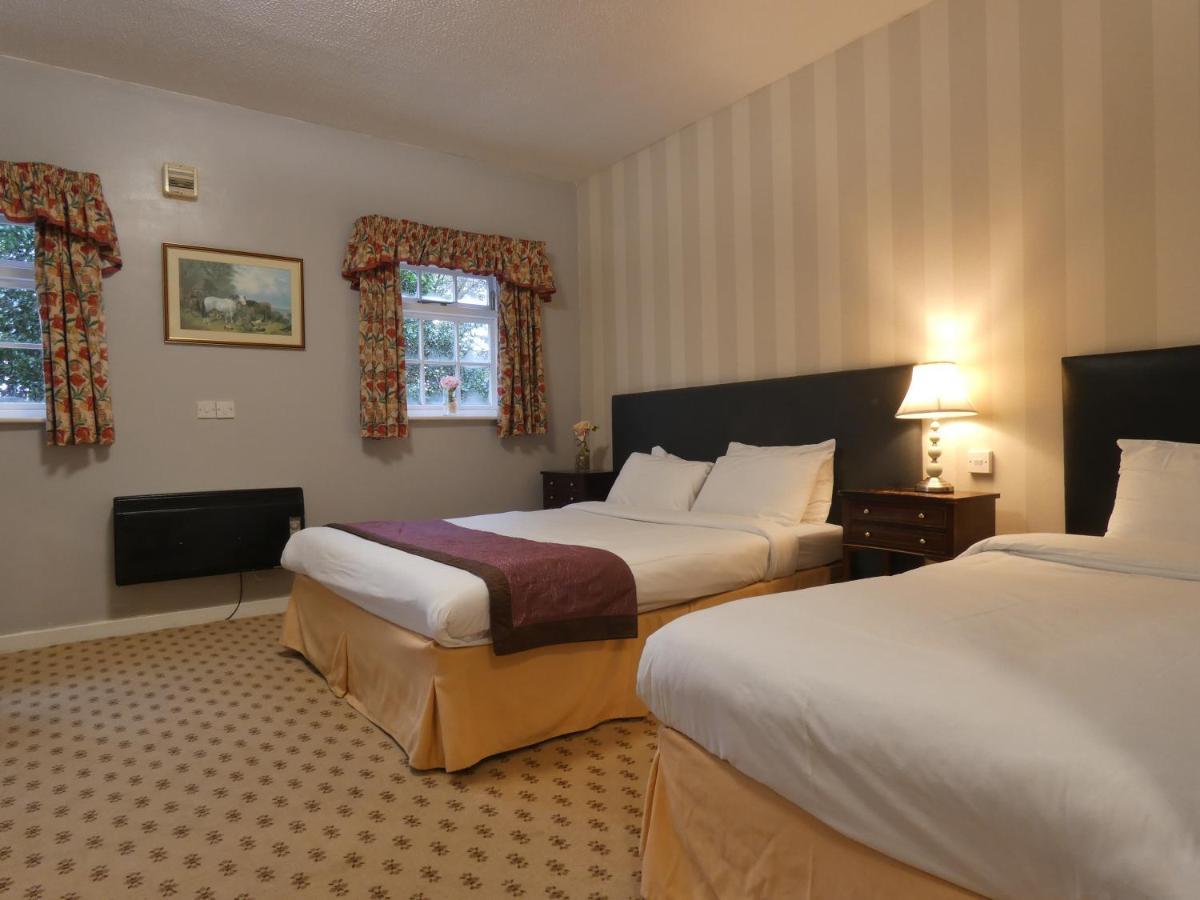 Brook Marston Farm Hotel Sutton Coldfield Extérieur photo