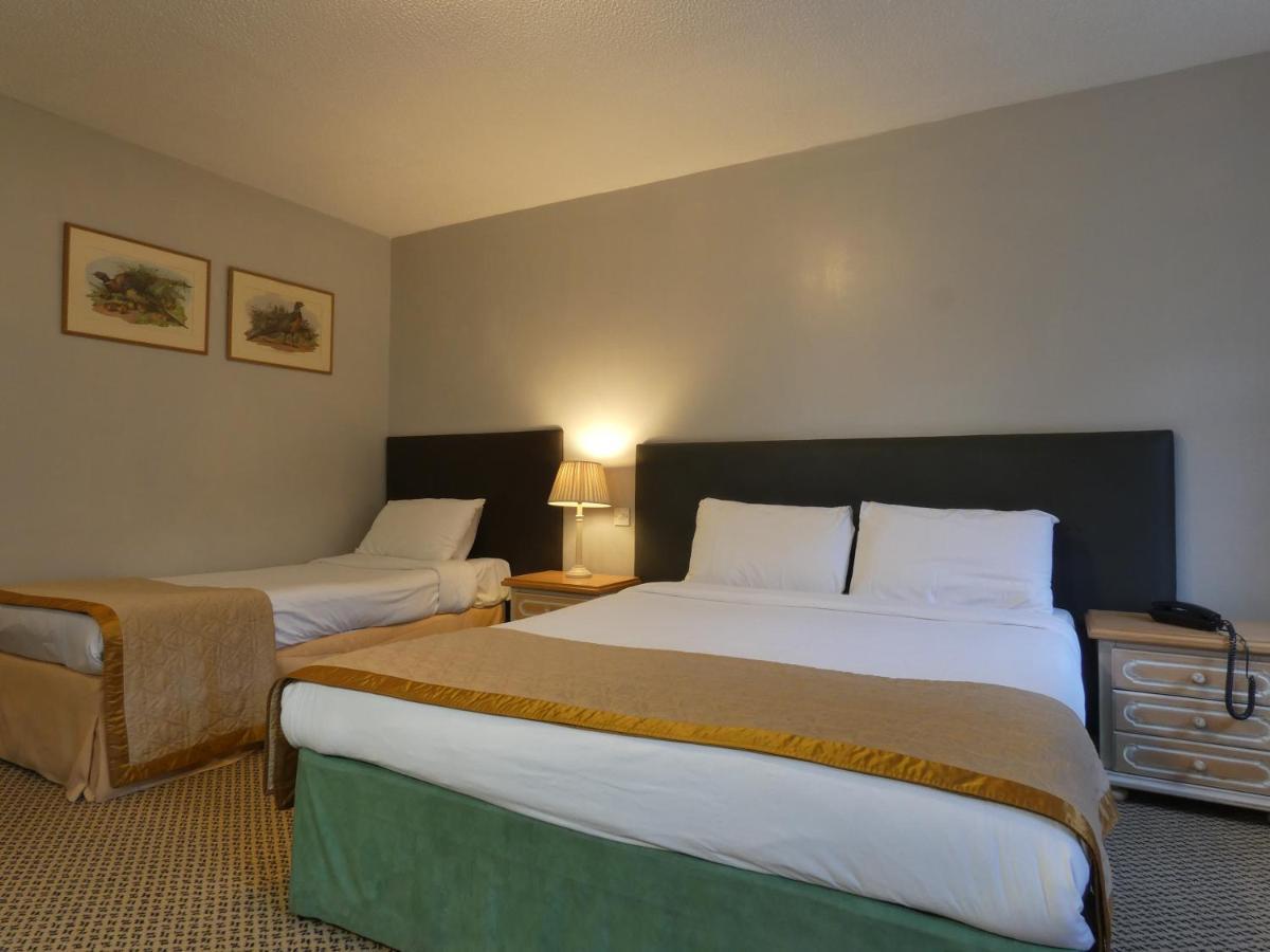 Brook Marston Farm Hotel Sutton Coldfield Extérieur photo